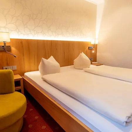 Hotel Arnika Garni Oberammergau